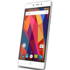 Smartfon ZTE Blade V580 Srebrny w Media Markt