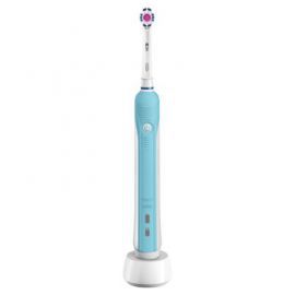 Szczoteczka ORAL-B PRO 500 3D White w Media Markt